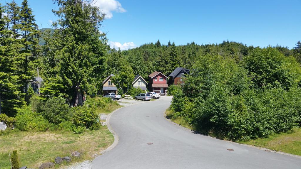 Reef Point Cottages Ucluelet Exterior photo